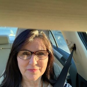 Meet your Posher, Pam